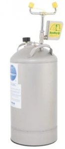 BRADLEY PORTABLE 10-GALLON STAINLESS STEEL PRESSURE TANK W/EYEWASH & 8' DRENCH HOSE