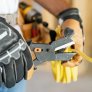 SLICE EDGE UTILITY SAFETY CUTTER WITH SAFETY LOCK AND METAL HANDLE