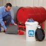 PIG SPILL RESPONSE BUCKET FOR OILS, COOLANTS, SOLVENTS AND WATER