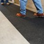 PIG GRIPPY TRAFFIC MAT, 100FTX36IN UNIVERSAL HEAVY WEIGHT ROLL