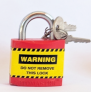 ULPP-SS-R Ultimate Padlock, c/w Short S/Steel Shackle, 3/4″. Brass Body & Epoxy Painted. Keyed Different. Includes 3 keys. Colour : Red